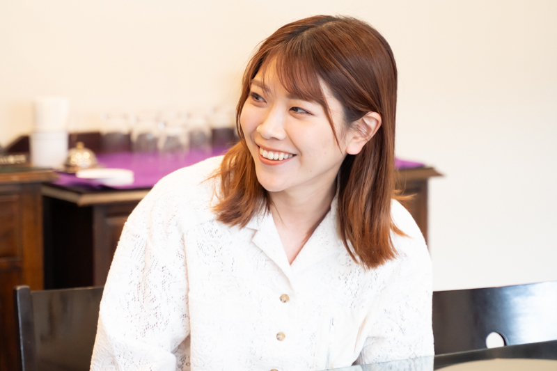 インタビューカット7