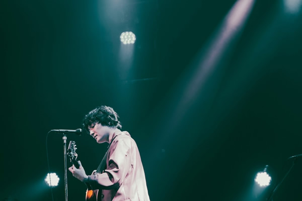 インタビューカット2