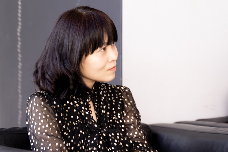 インタビューカット2