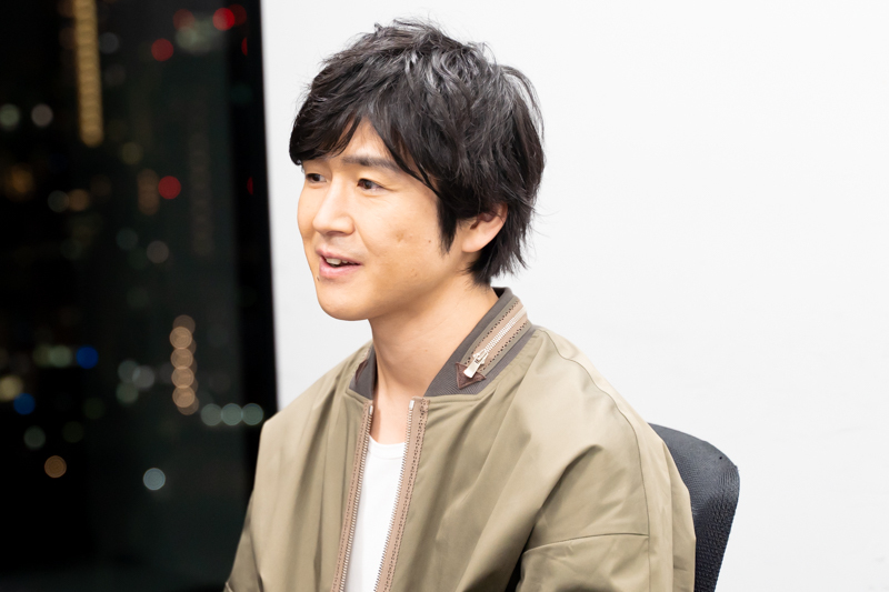 インタビューカット2