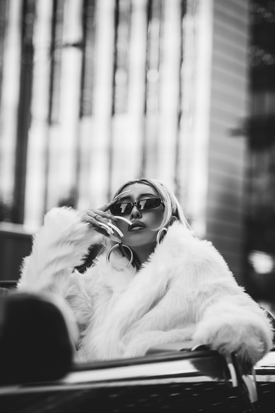 インタビューカット1