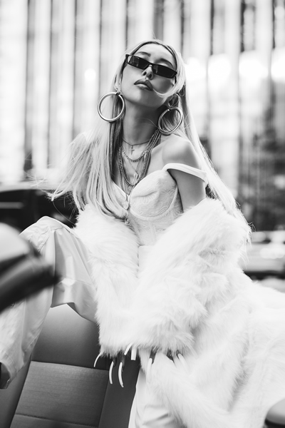 インタビューカット2