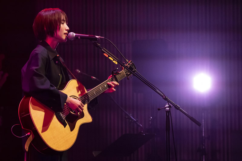 インタビューカット2