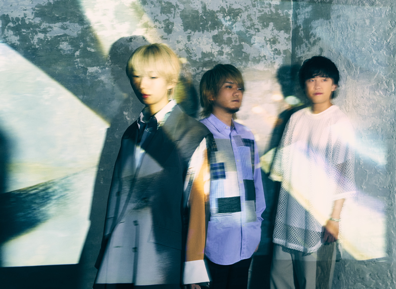 インタビューカット1