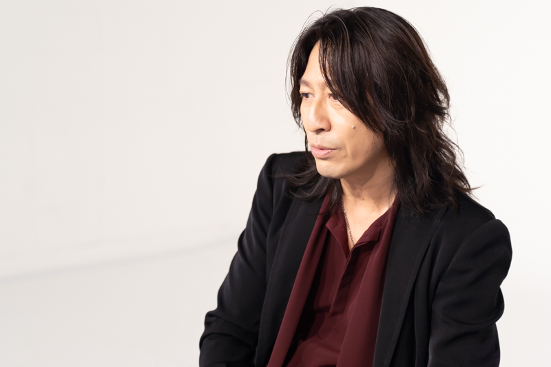 インタビューカット1