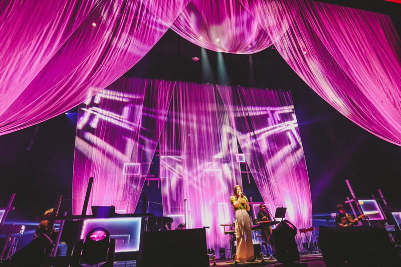 インタビューカット1