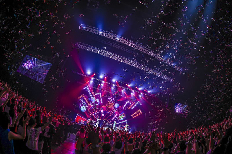 インタビューカット3