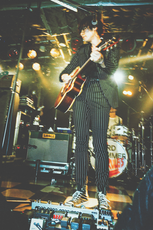 インタビューカット1