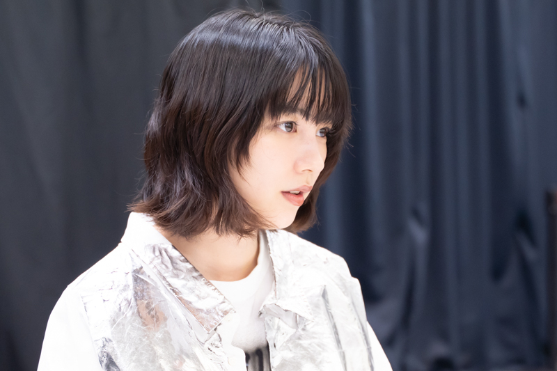 インタビューカット2