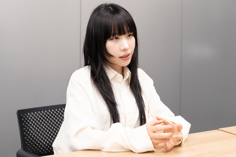 インタビューカット2