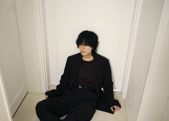 すれ違いの恋を描いた新曲「花束」のリリースが決定！