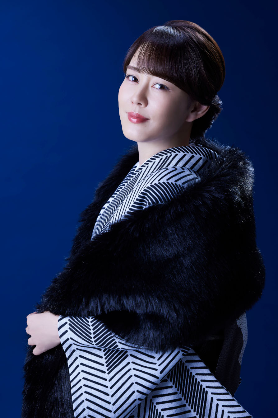 丘みどり、2月7日発売の新曲「涙唄」のリリースイベント「噴水のような嬉し涙を！」を、2月6日にサンシャイン池袋噴水広場前で開催！