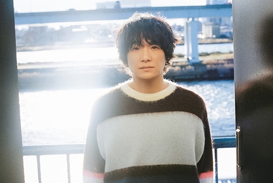 僕はその光を頼りに十字路を行く。