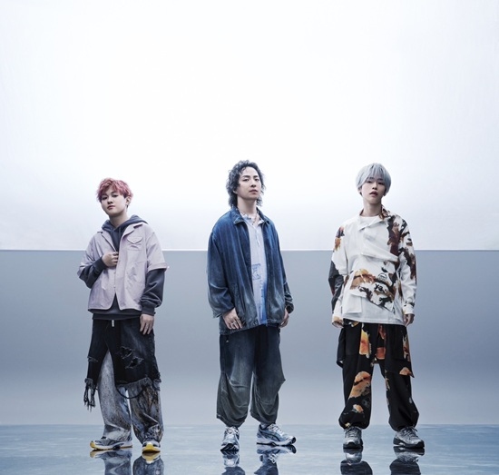 言葉・リズム・踊り、人類が古来から愛してきた表現を凝縮。